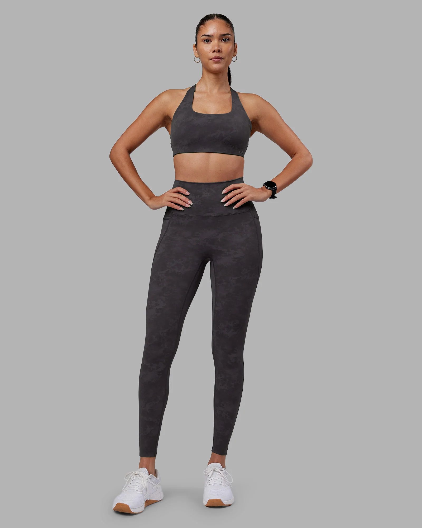 Elixir Ultra High-Rise Full Length Legging Pockets - Dark Storm Wash