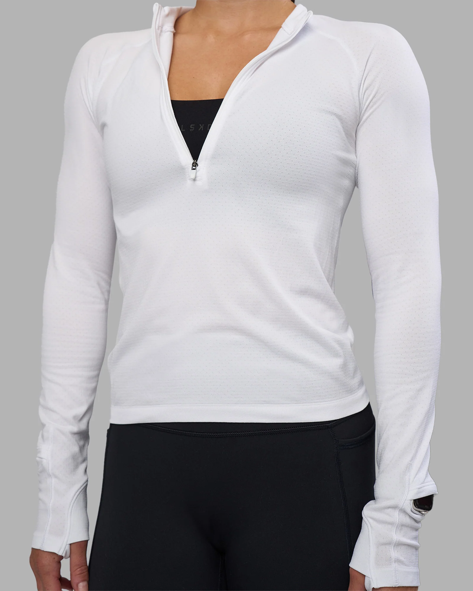 AeroFLX+ Long Sleeve Half Zip - White/White 7 AeroFLX+ Long Sleeve Half Zip - White/White