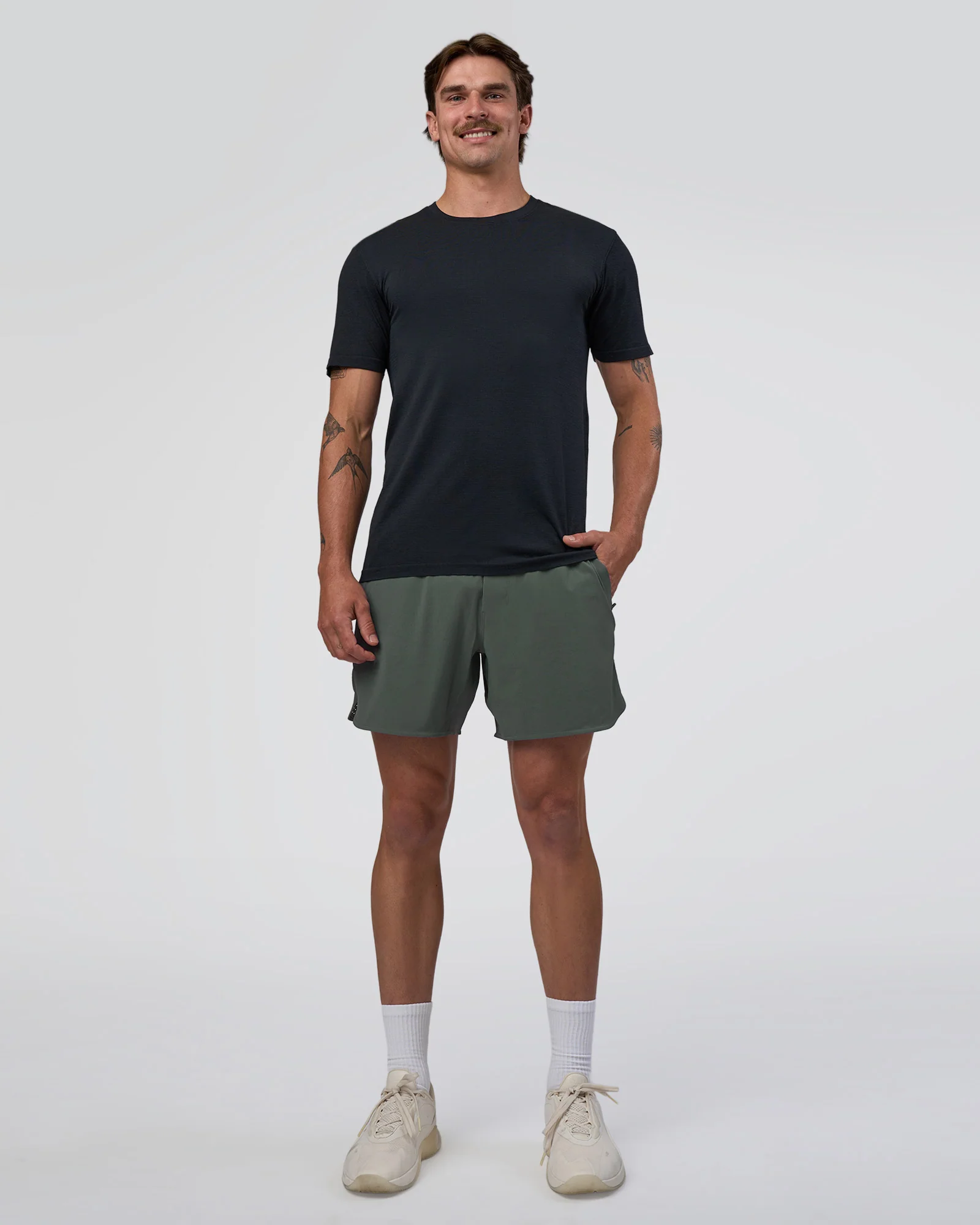 AeroFLX+ Seamless Set In Tee - Black Marl