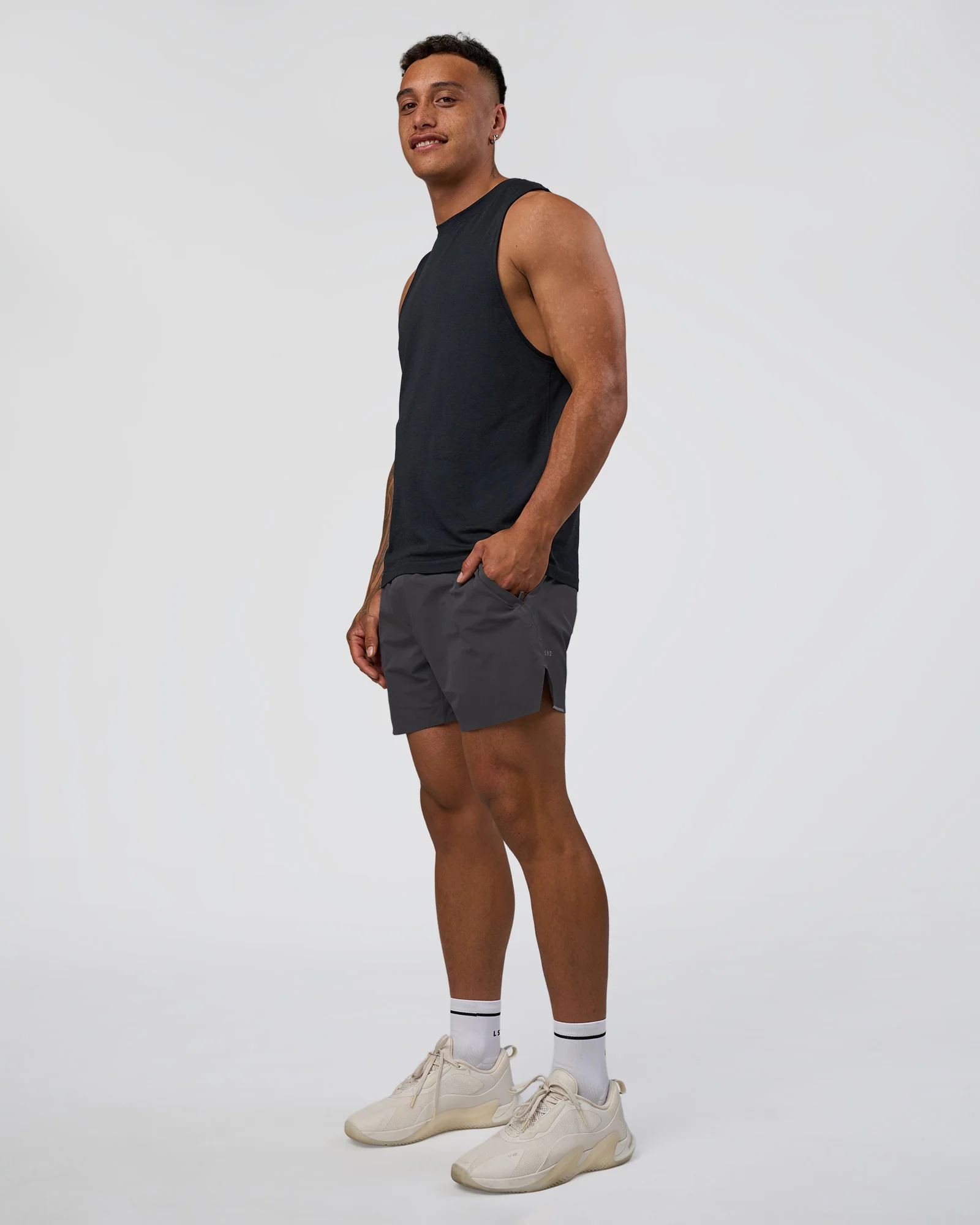 Hybrid 5" Short - Dark Storm