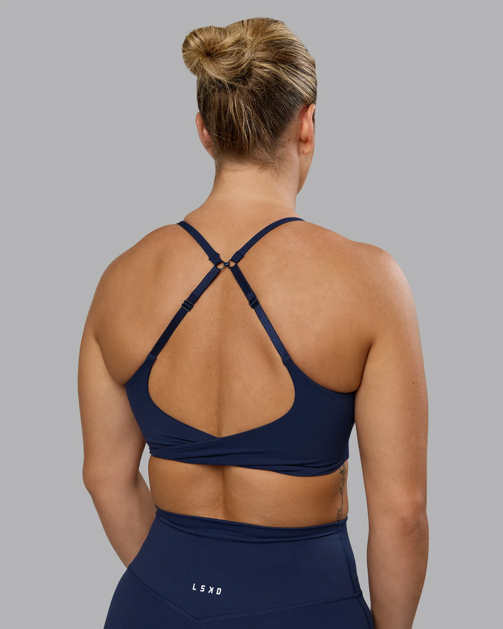 Twist Sports Bra - Future Navy 8 Twist Sports Bra - Future Navy