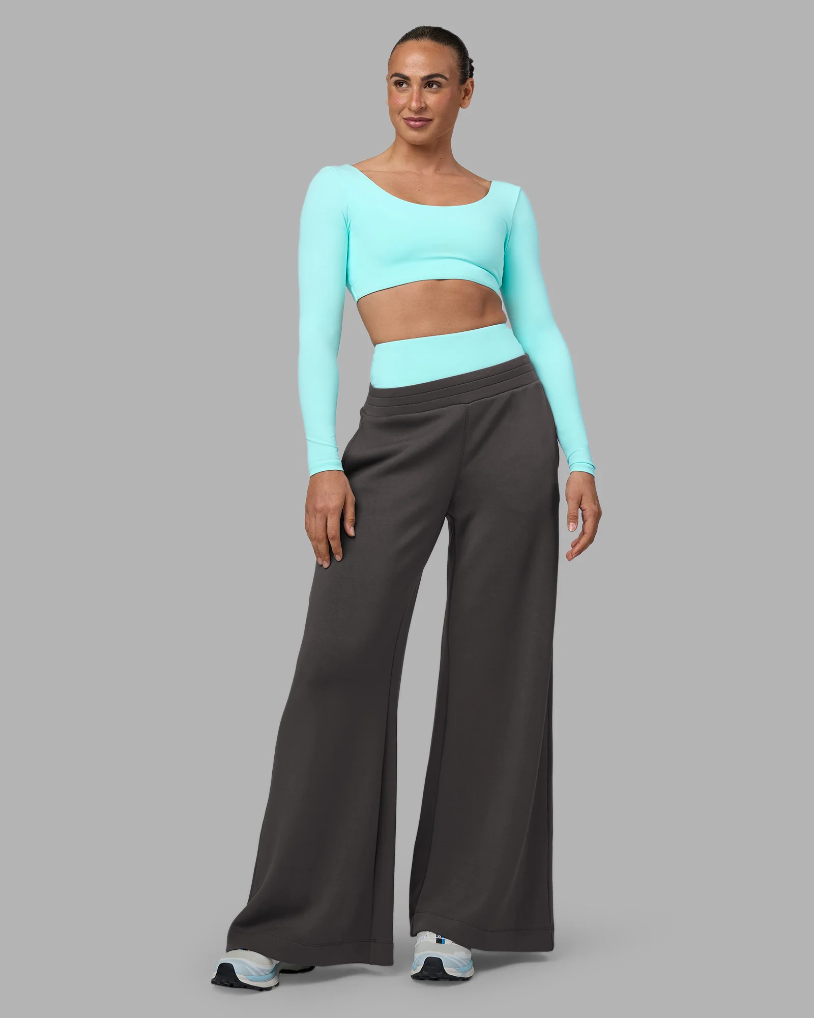 Aria Long Sleeve Sports Bra - Island Paradise