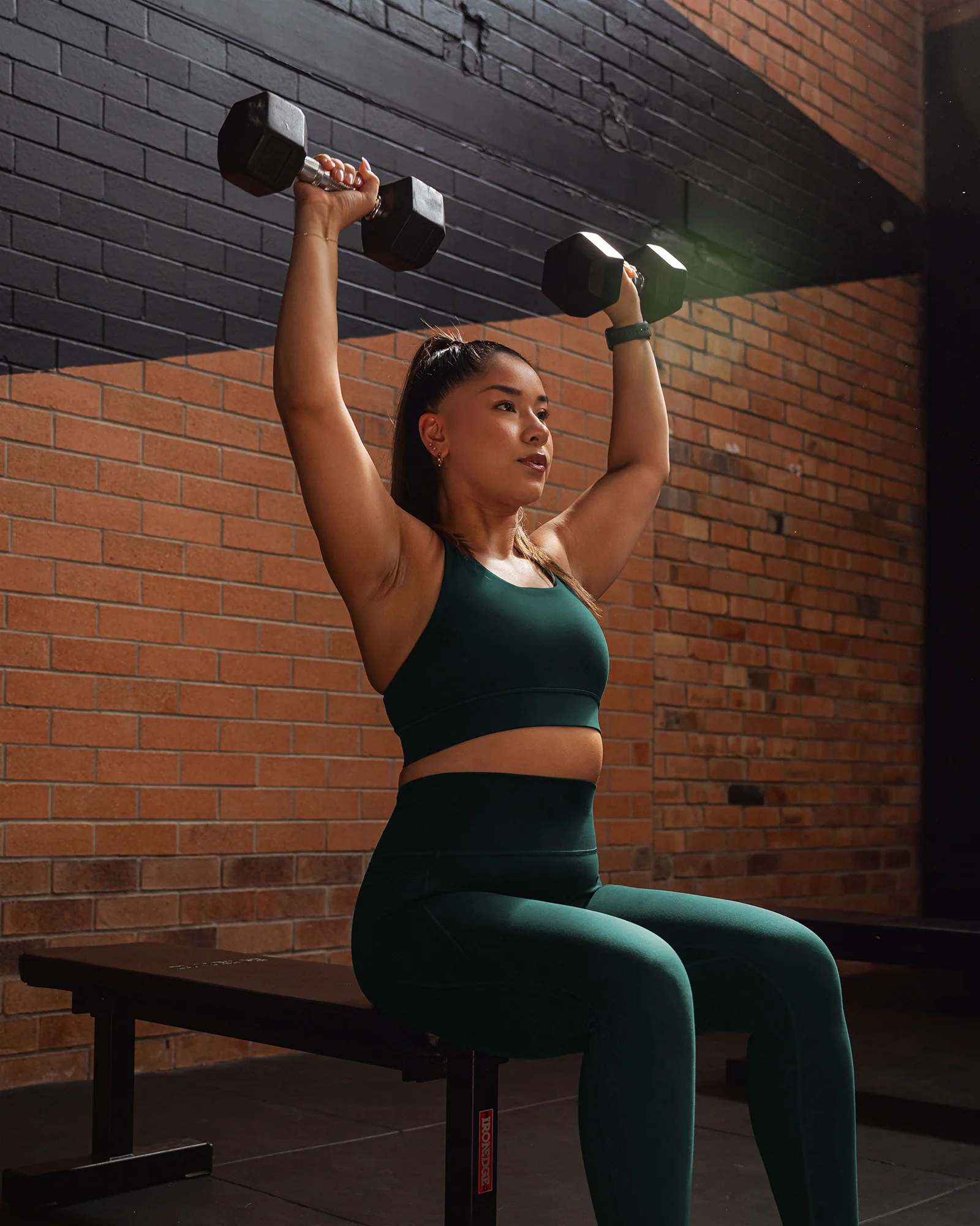 Accelerate Sports Bra - Dark Moss