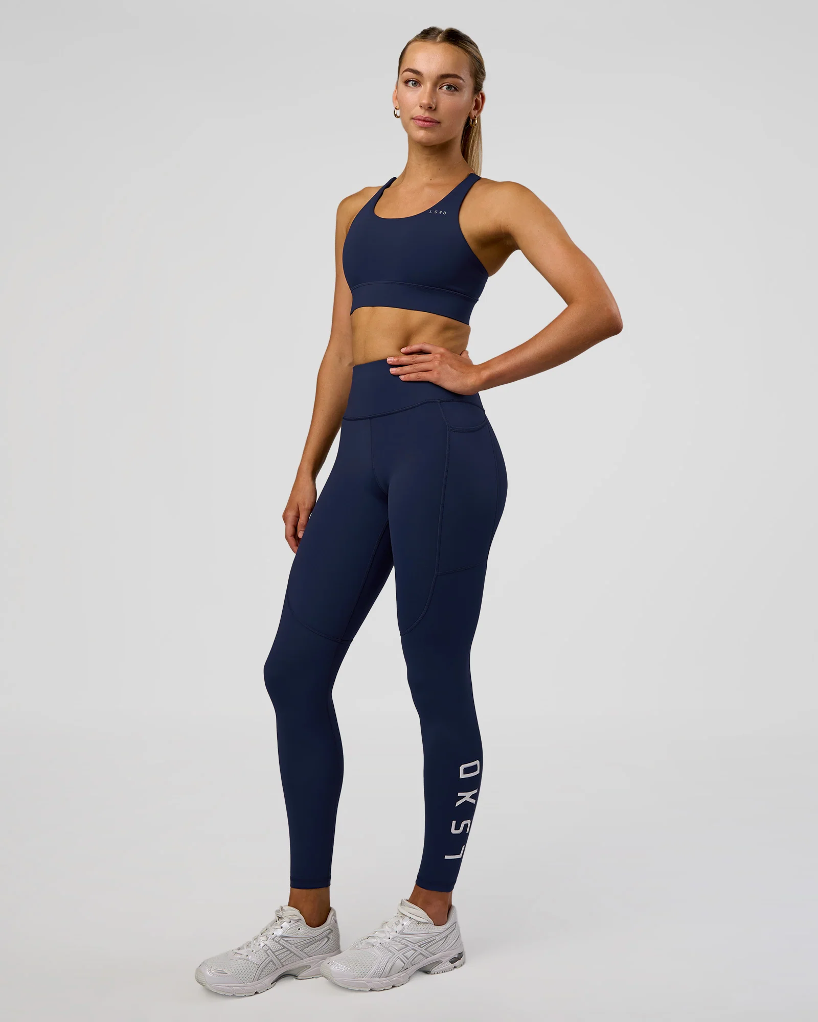 Accelerate Sports Bra - Future Navy