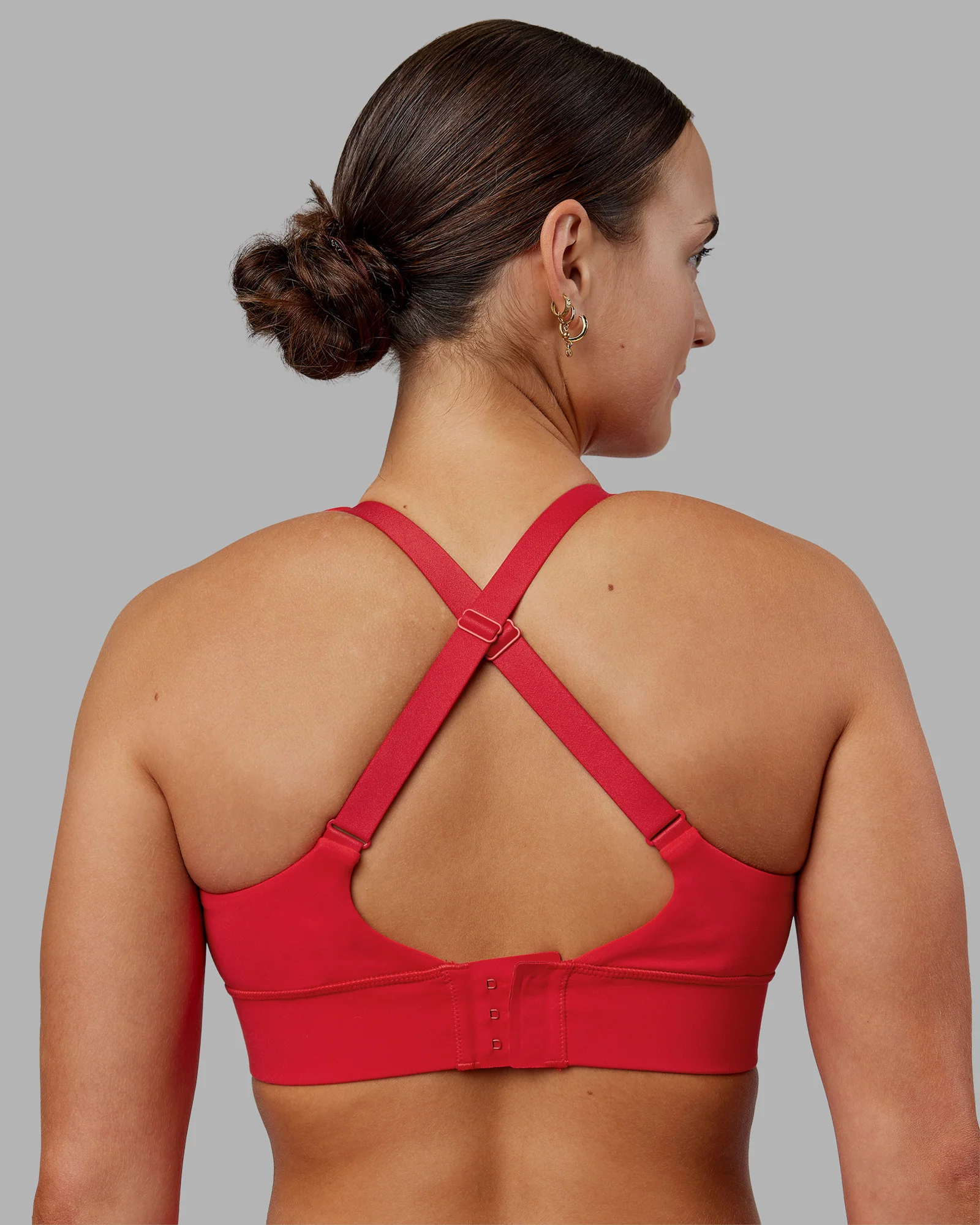 Accelerate Sports Bra - Scarlet