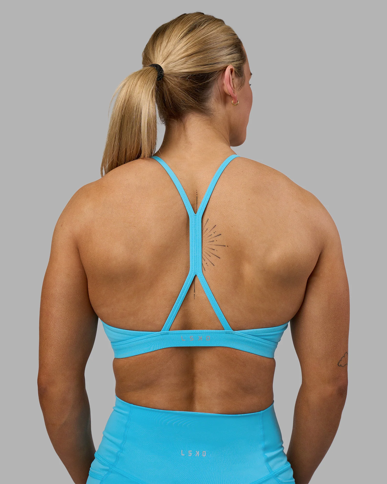 AMRAP High Neck Sports Bra - Blue Atoll 7 AMRAP High Neck Sports Bra - Blue Atoll