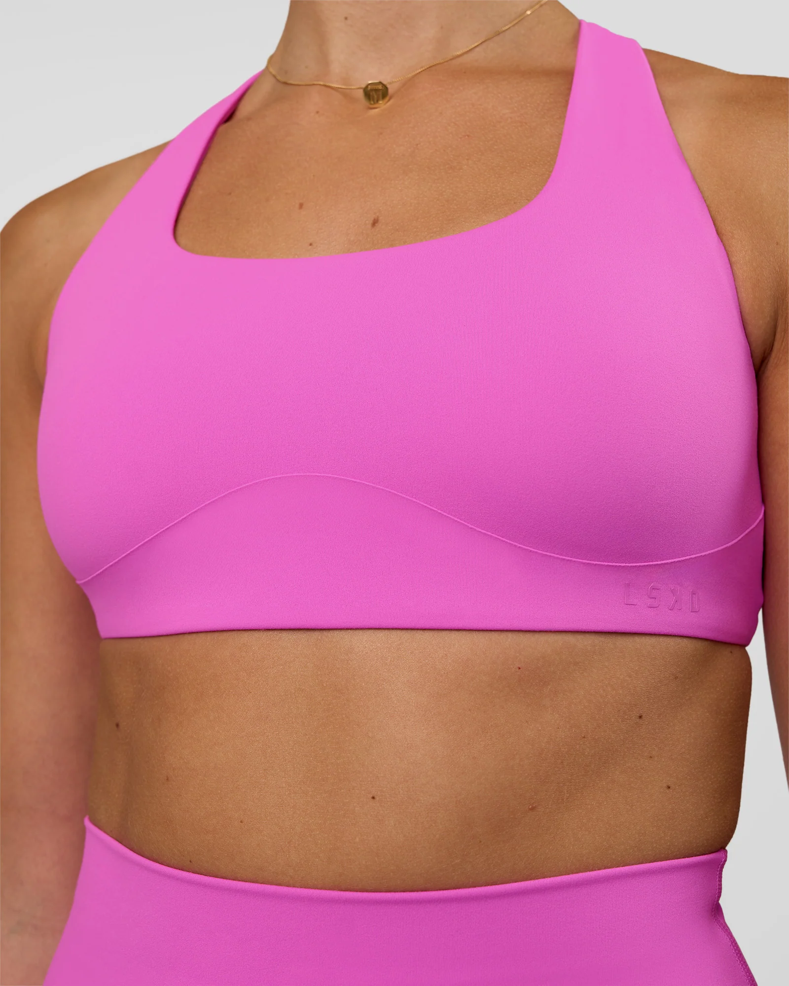 Aspire Sports Bra - Ultra Fuchsia 4 Aspire Sports Bra - Ultra Fuchsia