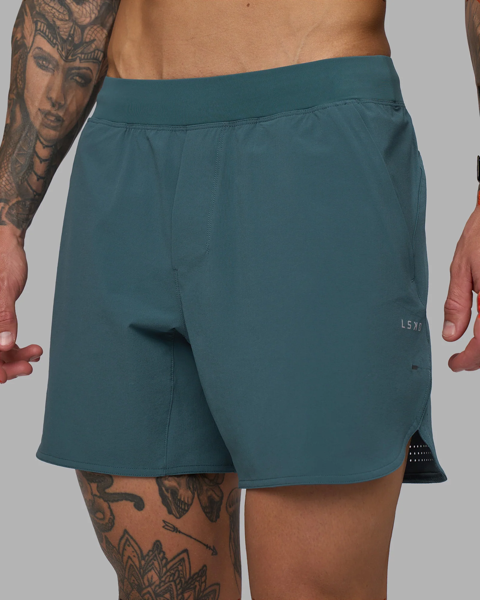 Lift 6" Short - Abyssal