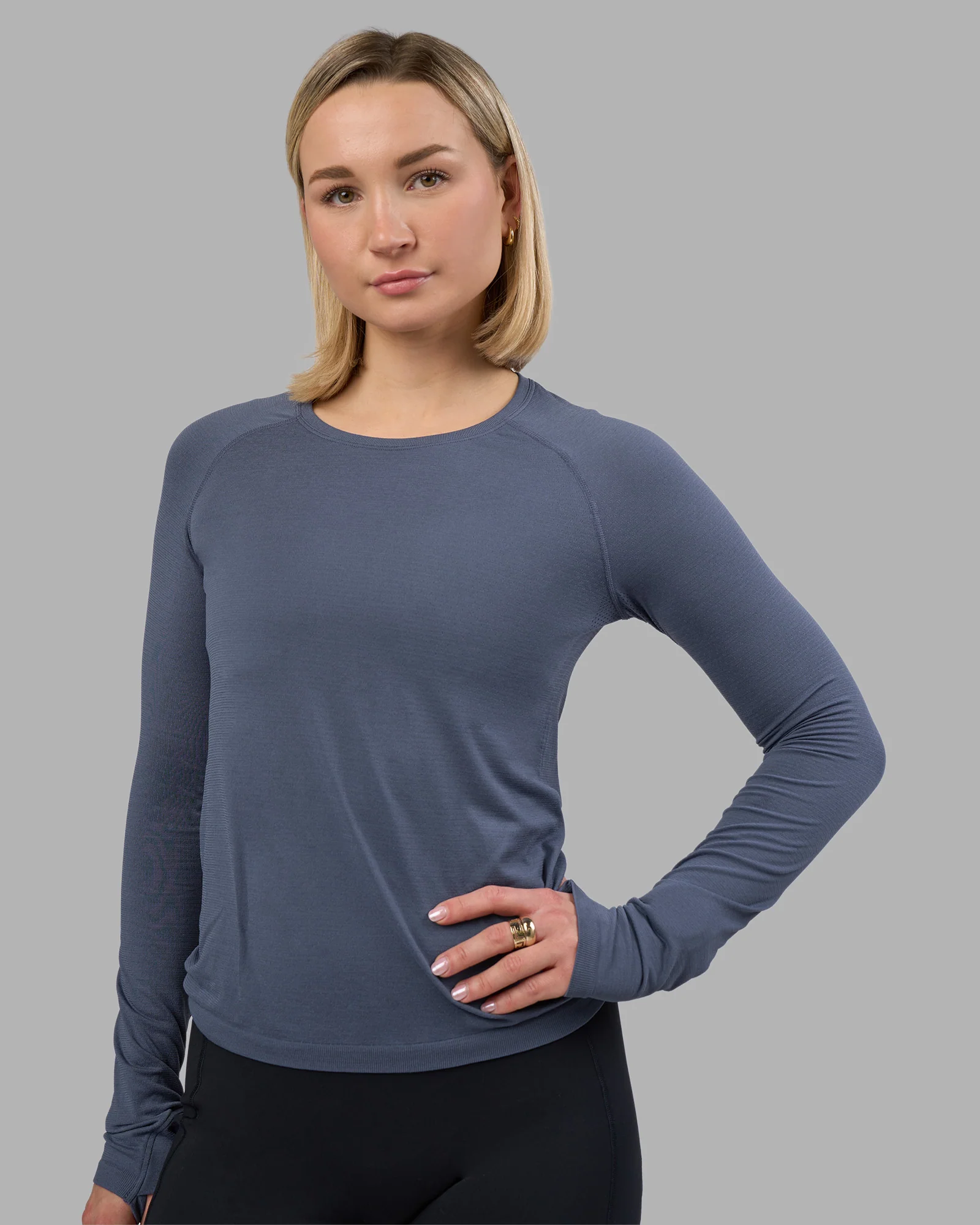 AeroFLX+ Seamless Long Sleeve Tee - Night Shadow/Night Shadow