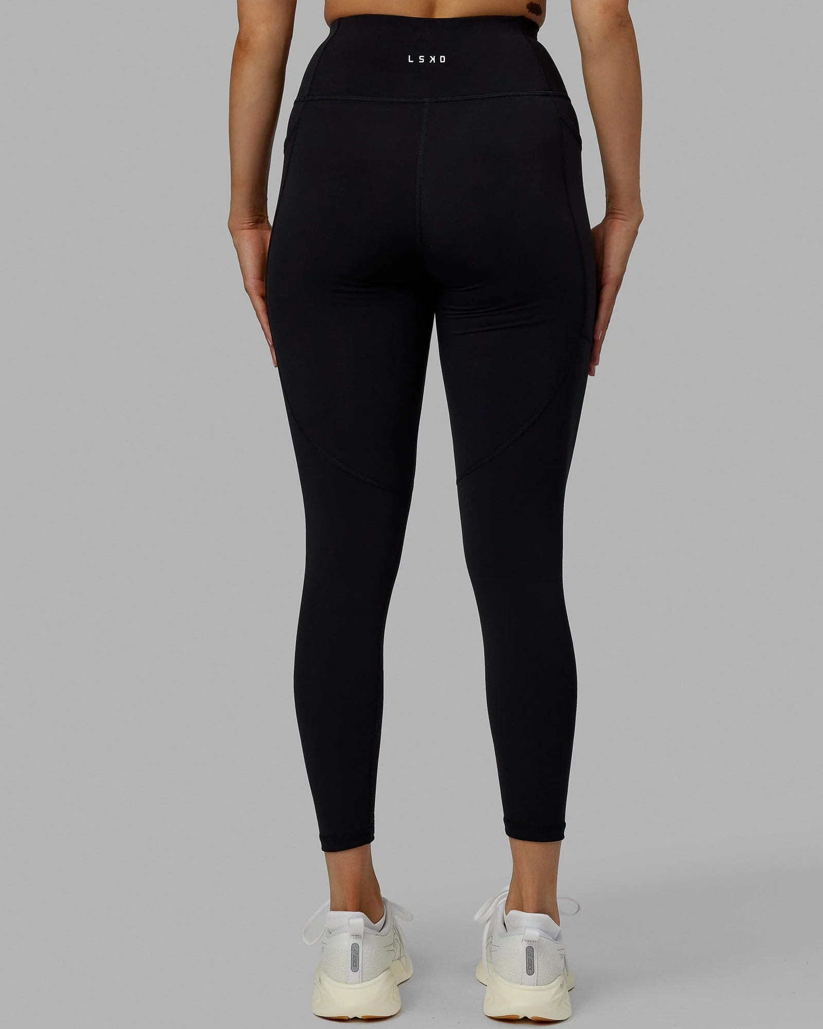 Rep Ultra High-Rise 7/8 Legging Pockets No Logo - Black 4 Rep Ultra High-Rise 7/8 Legging Pockets No Logo - Black