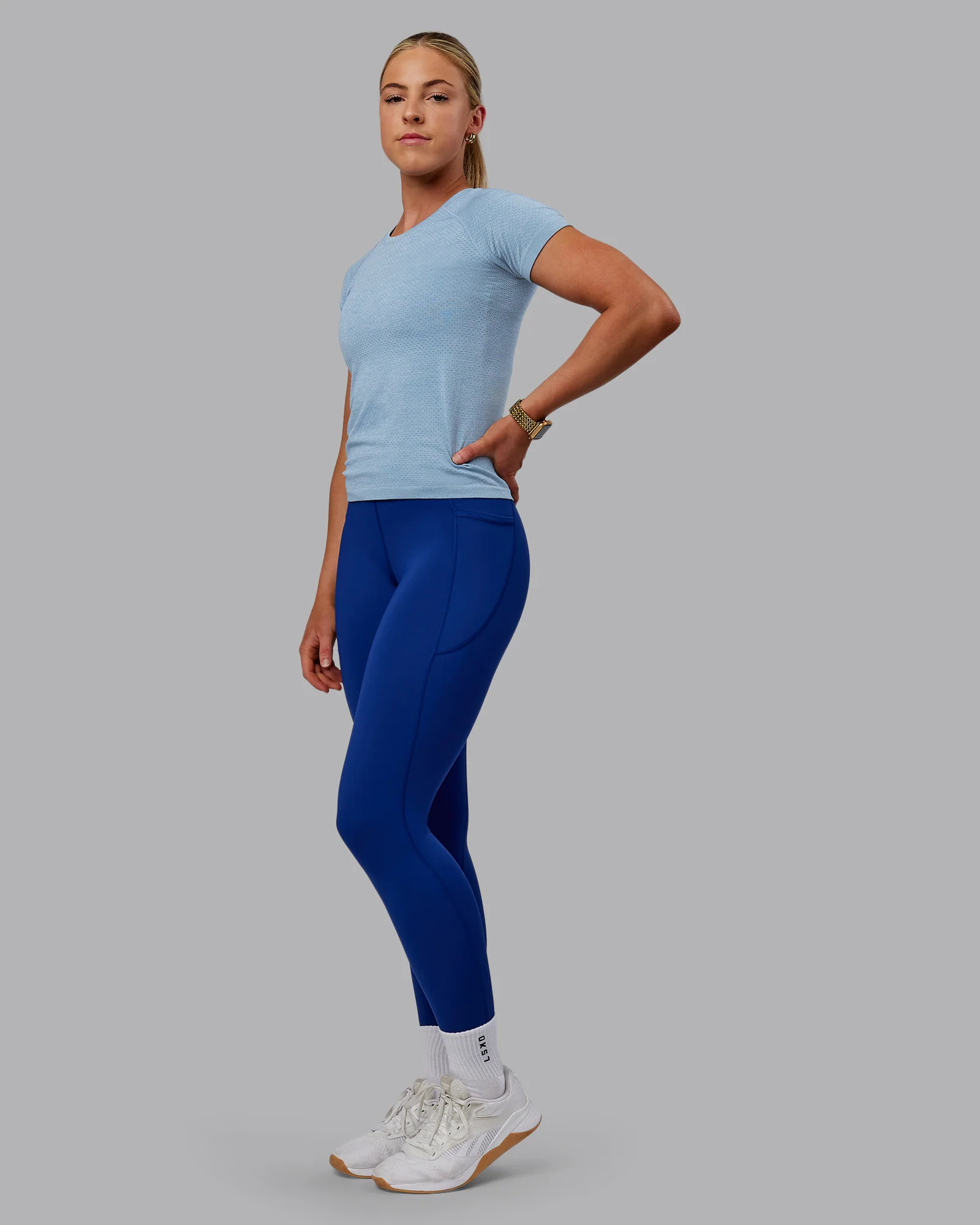 AeroFLX+ Seamless Tee - Elemental Blue/Ice Blue