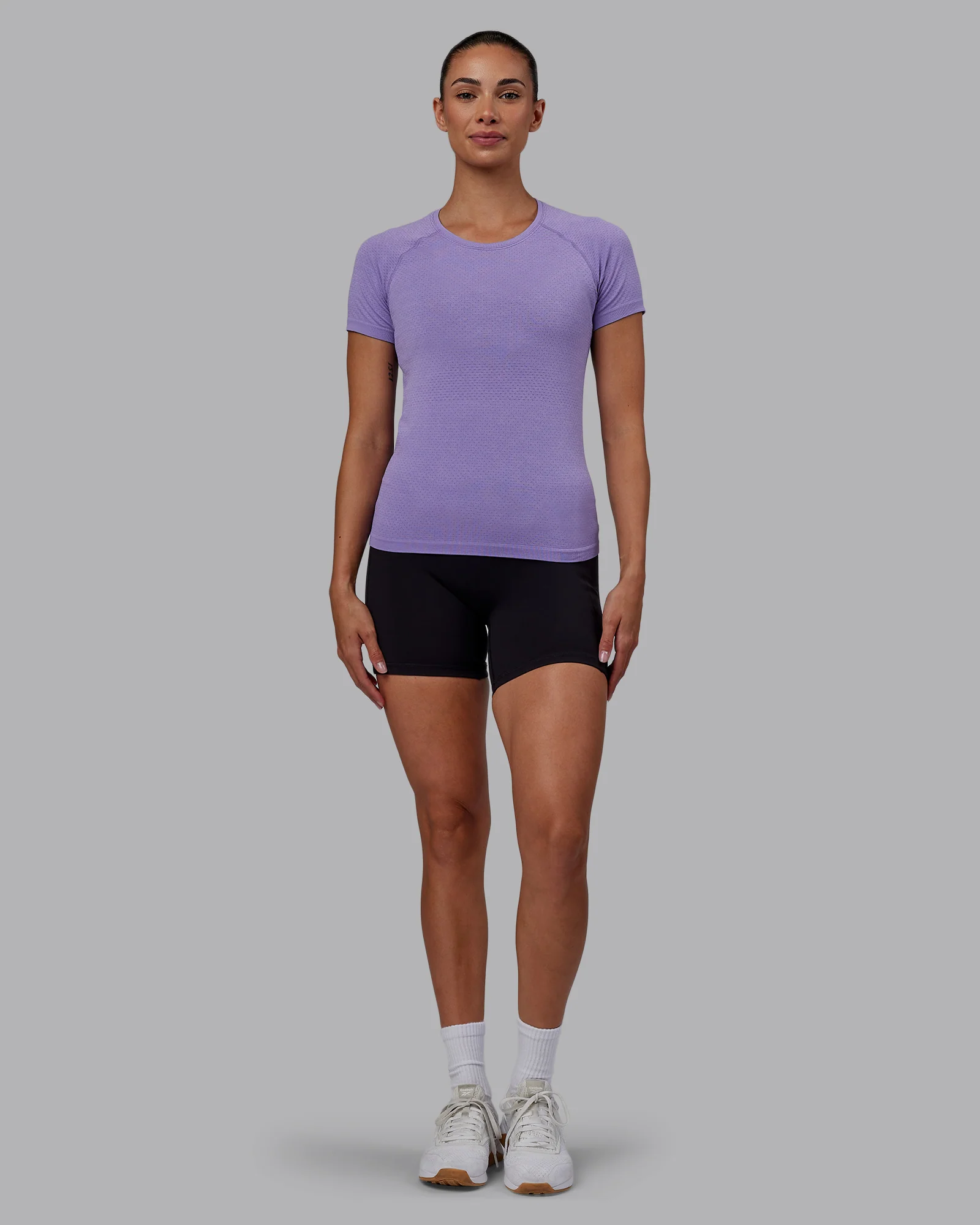 AeroFLX+ Seamless Tee - Dahlia Purple/Dahlia Purple 4 AeroFLX+ Seamless Tee - Dahlia Purple/Dahlia Purple