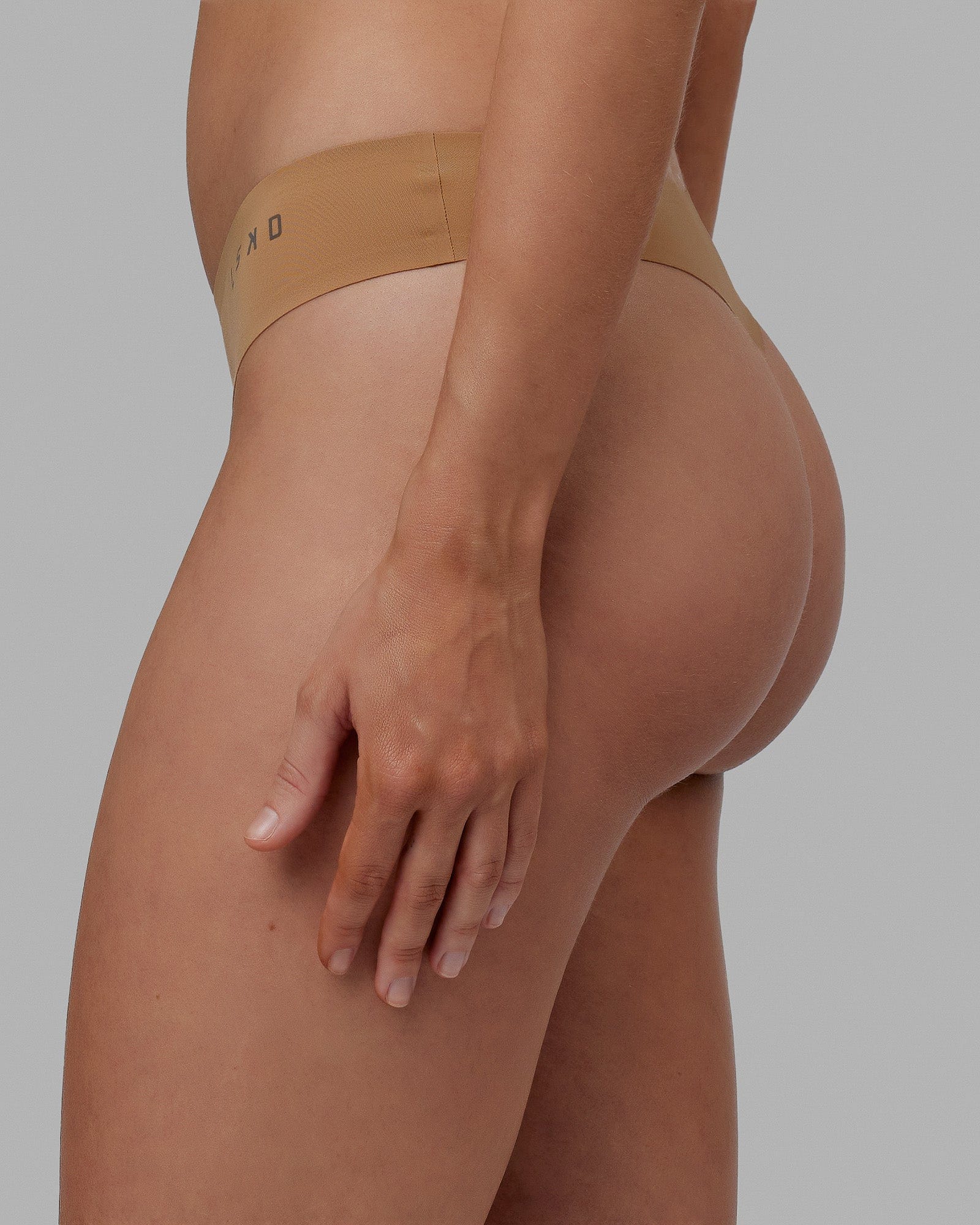 Seamless G-String 3 Pack - Latte 4 Seamless G-String 3 Pack - Latte