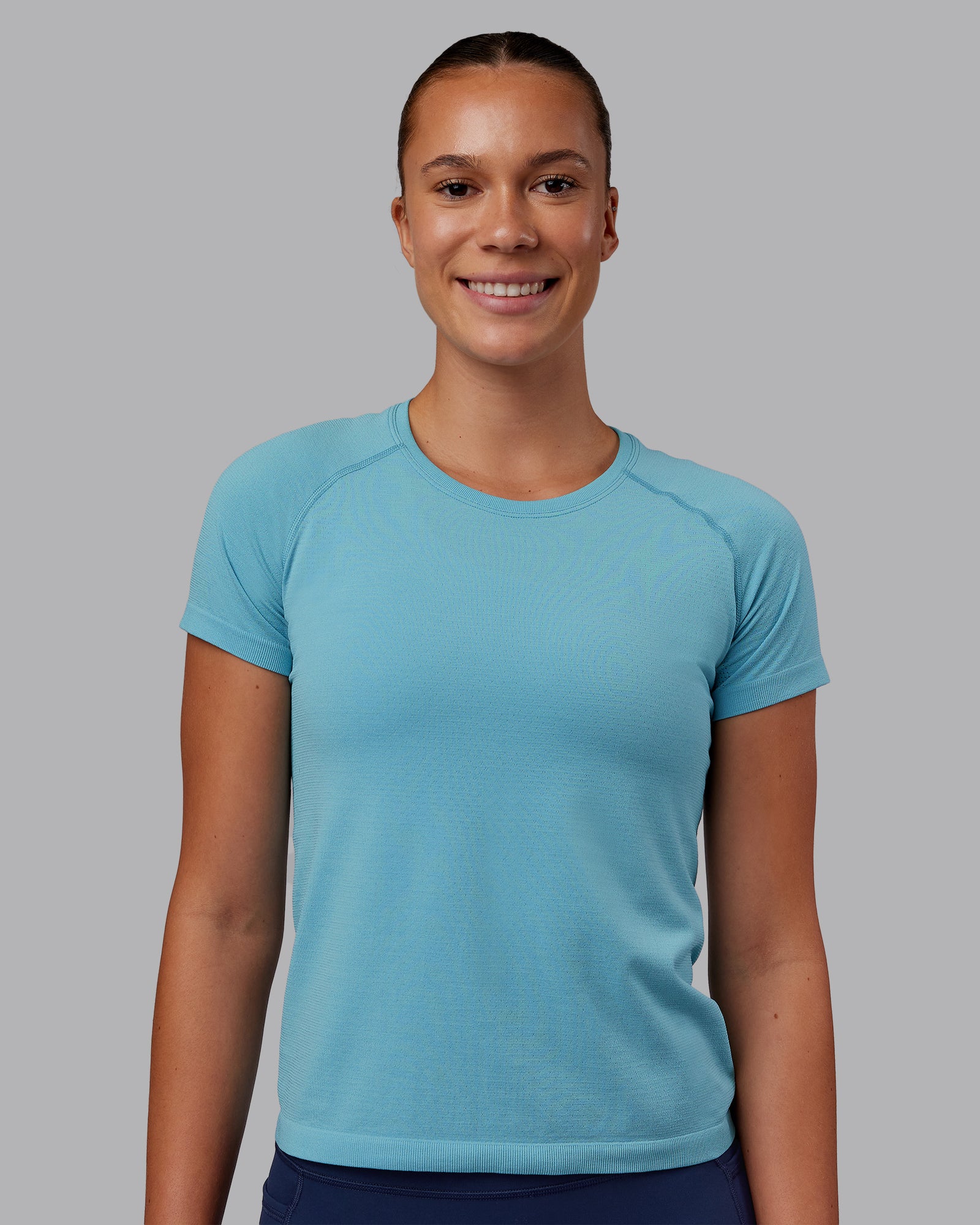 AeroFLX+ Seamless Tee - Retro Blue/Retro Blue 5 AeroFLX+ Seamless Tee - Retro Blue/Retro Blue