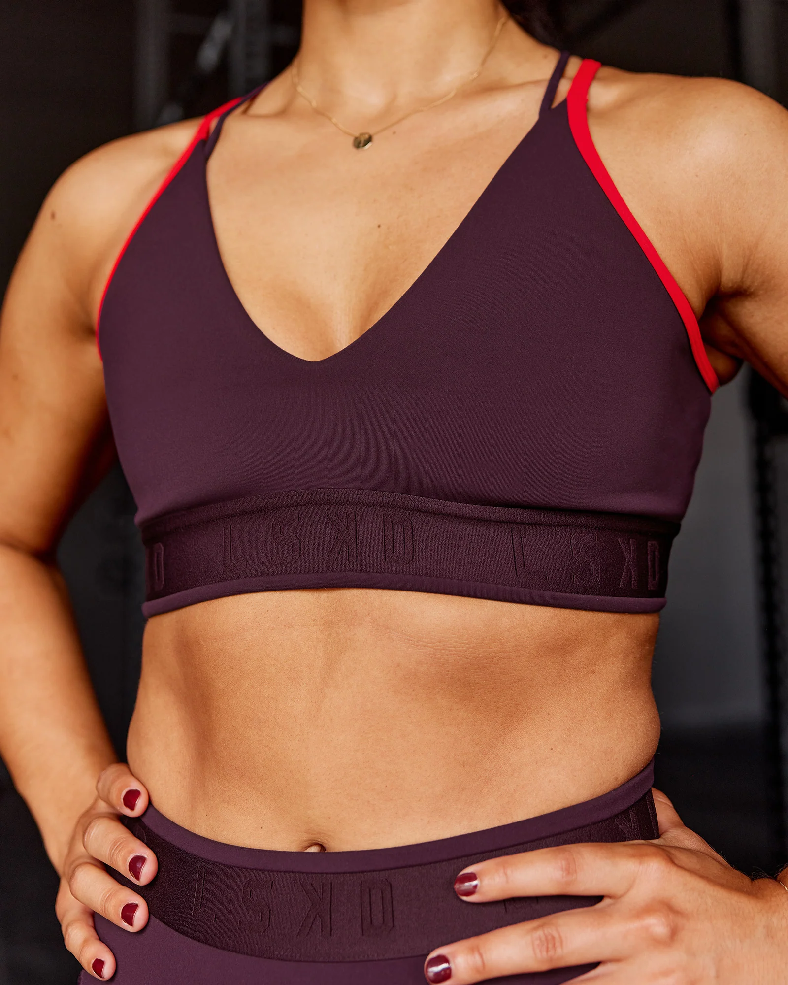 Strive Jacquard Sports Bra - Cherry Lacquer