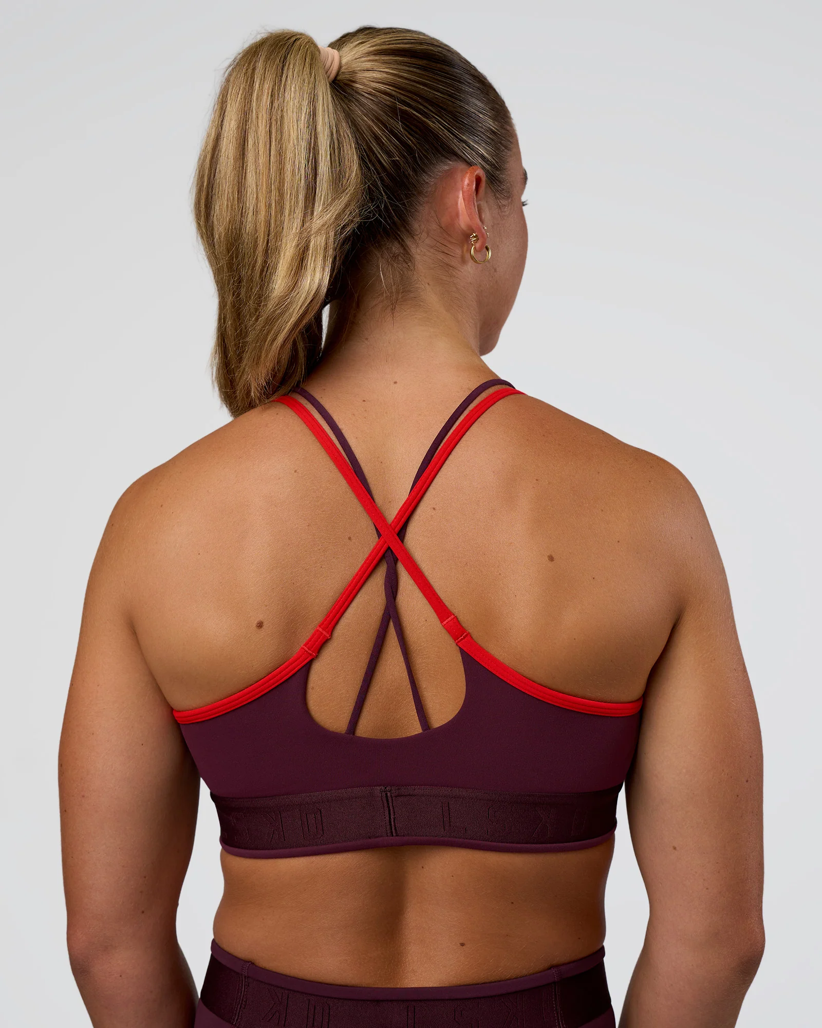 Strive Jacquard Sports Bra - Cherry Lacquer