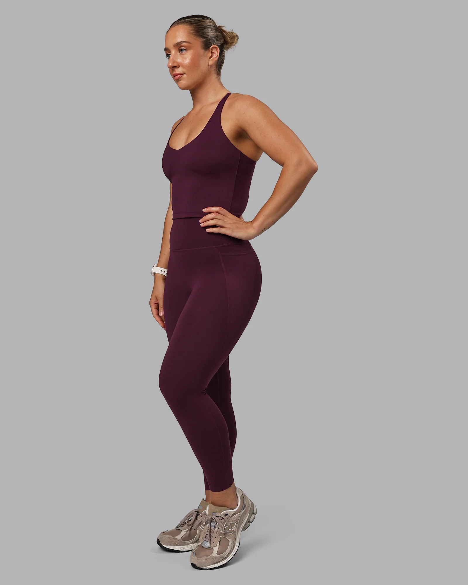 Movement Active Tank - Cherry Lacquer 5 Movement Active Tank - Cherry Lacquer