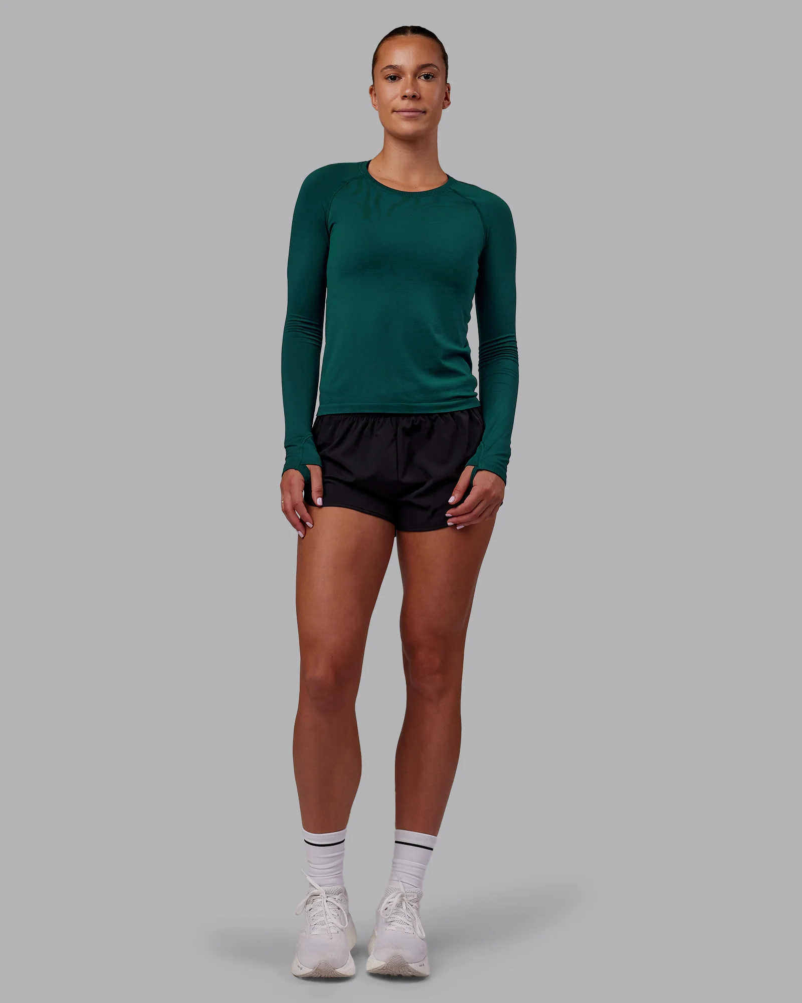 AeroFLX+ Seamless Long Sleeve Tee - Dark Moss/Dark Moss