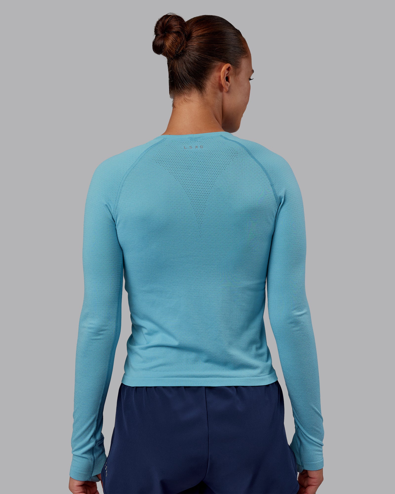AeroFLX+ Seamless Long Sleeve Tee - Retro Blue/Retro Blue