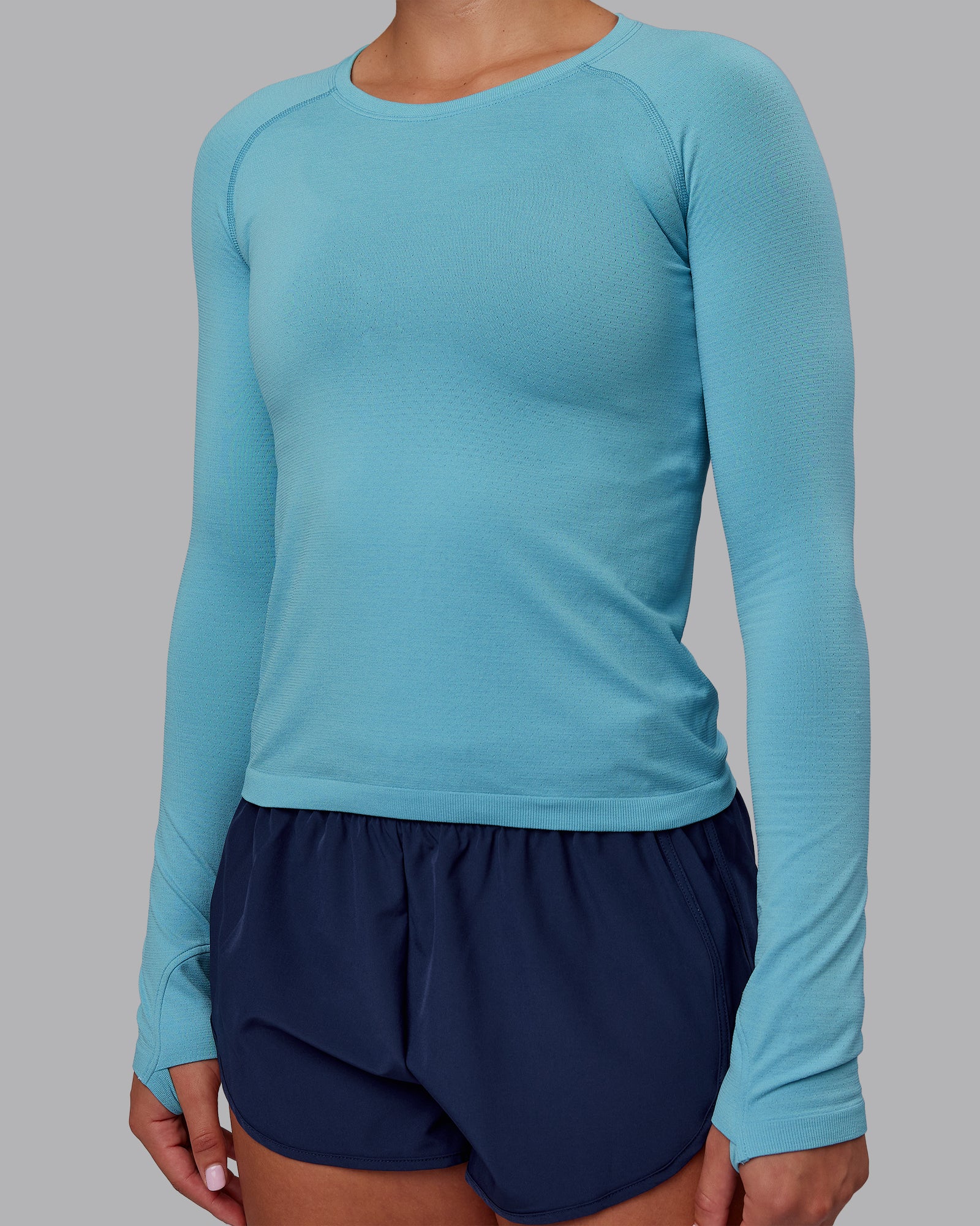 AeroFLX+ Seamless Long Sleeve Tee - Retro Blue/Retro Blue
