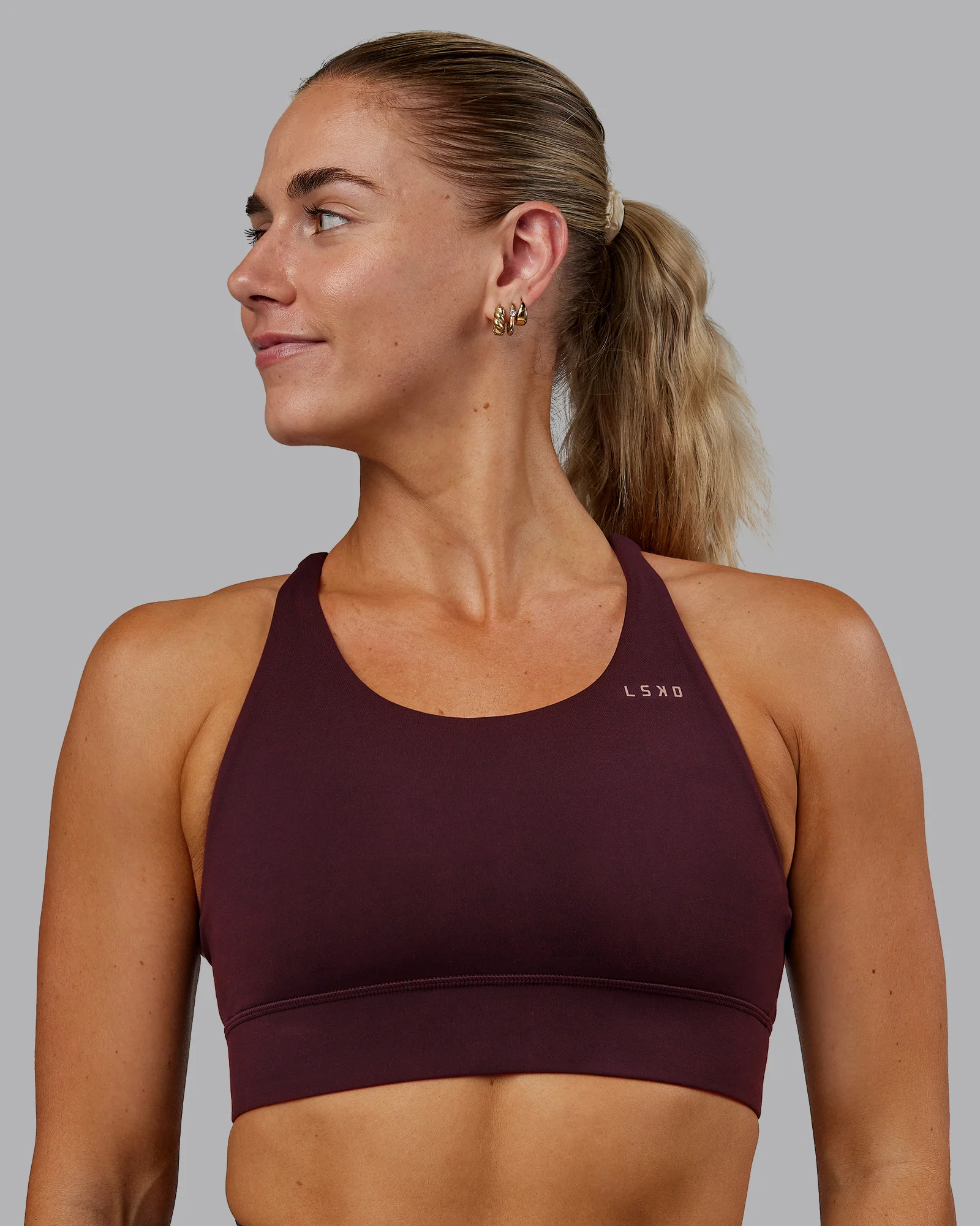 Accelerate Sports Bra - Cherry Lacquer